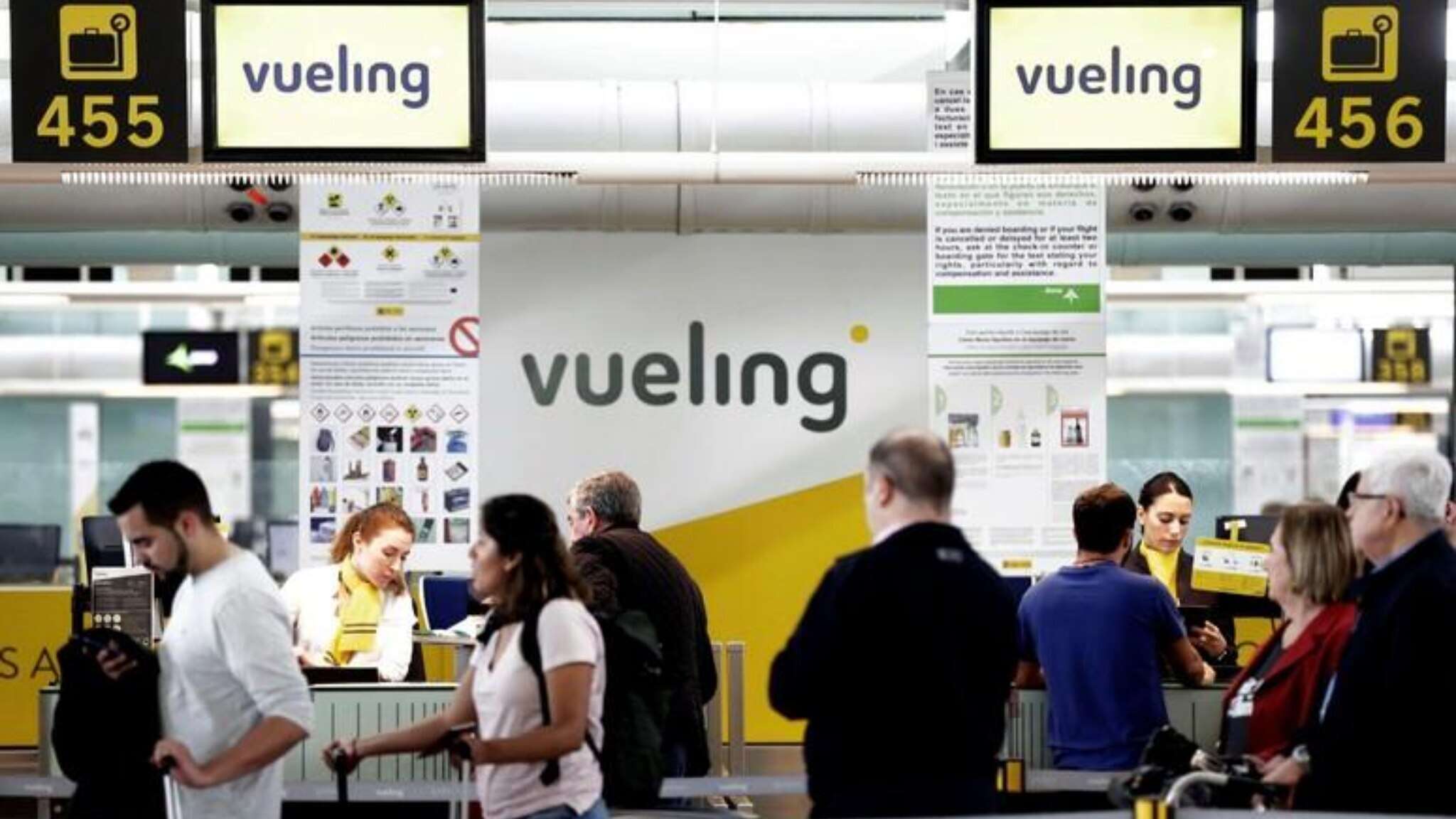 L'Antitrust avvia un’istruttoria su Vueling: sotto la lente i prezzi aggiuntivi