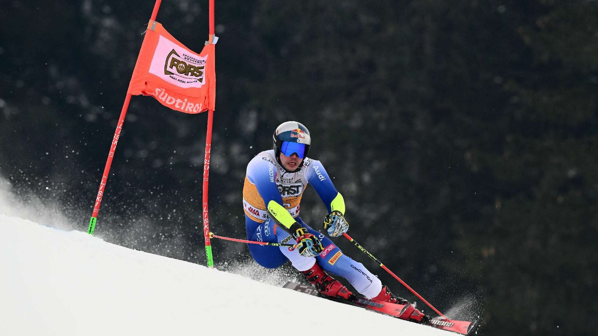 Sci, slalom speciale maschile di Schladming in notturna. Partenza alle 17.45