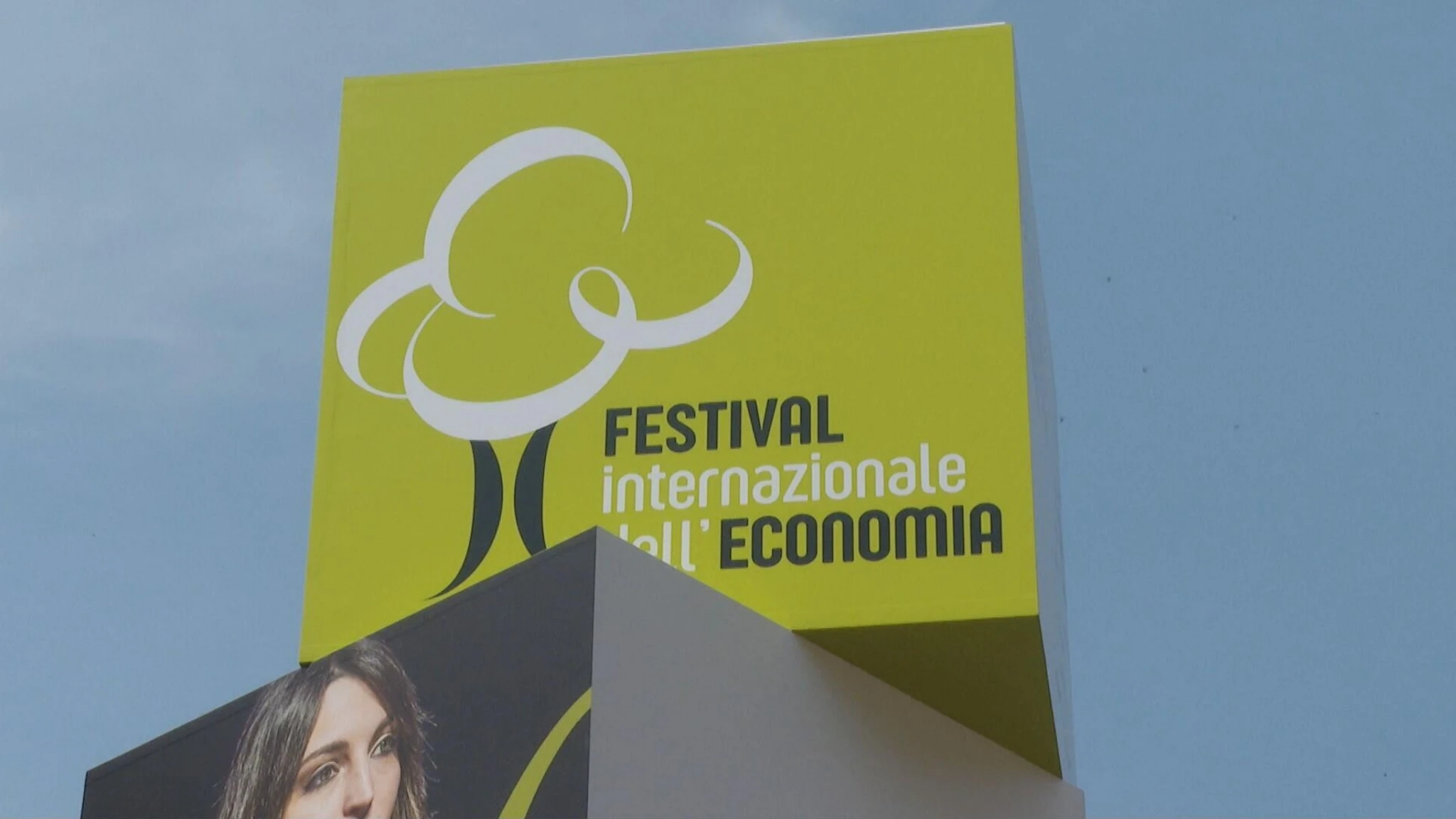 I giovani devono fare due o più lavori per arrivare a fine mese