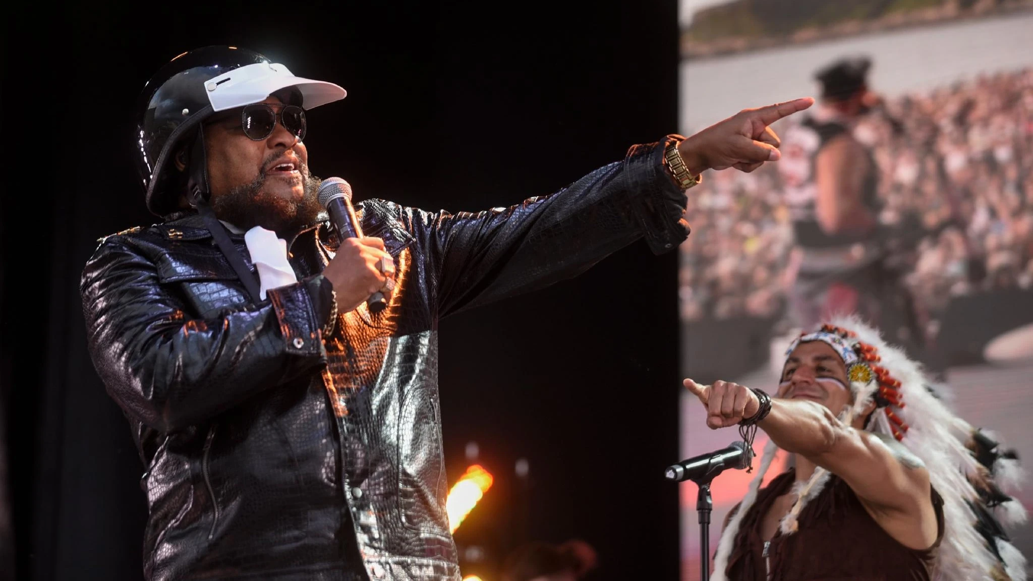 Village People a Palermo, il cantante ha un malore sul palco: sospeso lo show