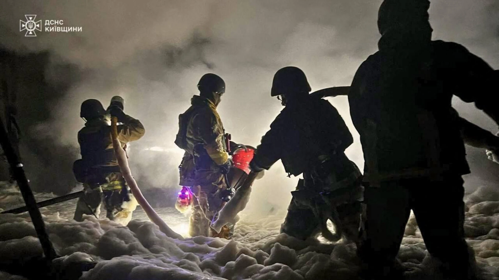 Trump paventa nuove sanzioni dopo attacco di domenica a Kiev, il Cremlino: 