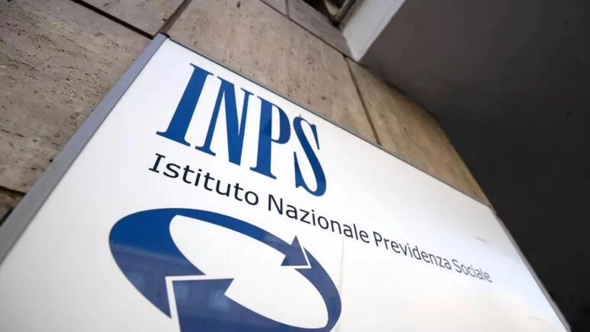 Assegno unico, lunedì 21 i pagamenti. Nei primi 5 mesi del 2025 erogati 8,1 miliardi