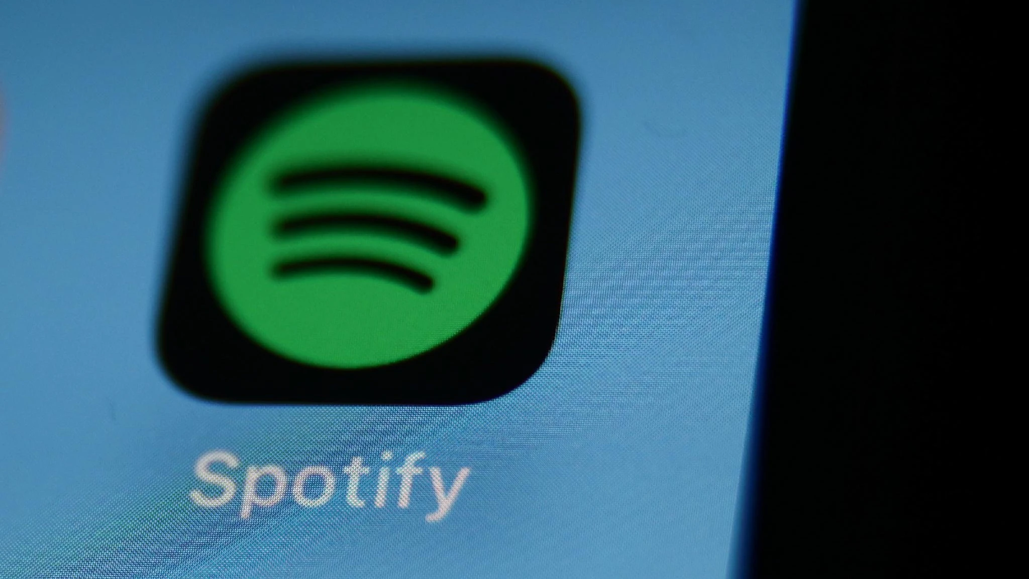 Spotify guarda al futuro e nonostante gli utili annuncia tagli per 1.500 persone
