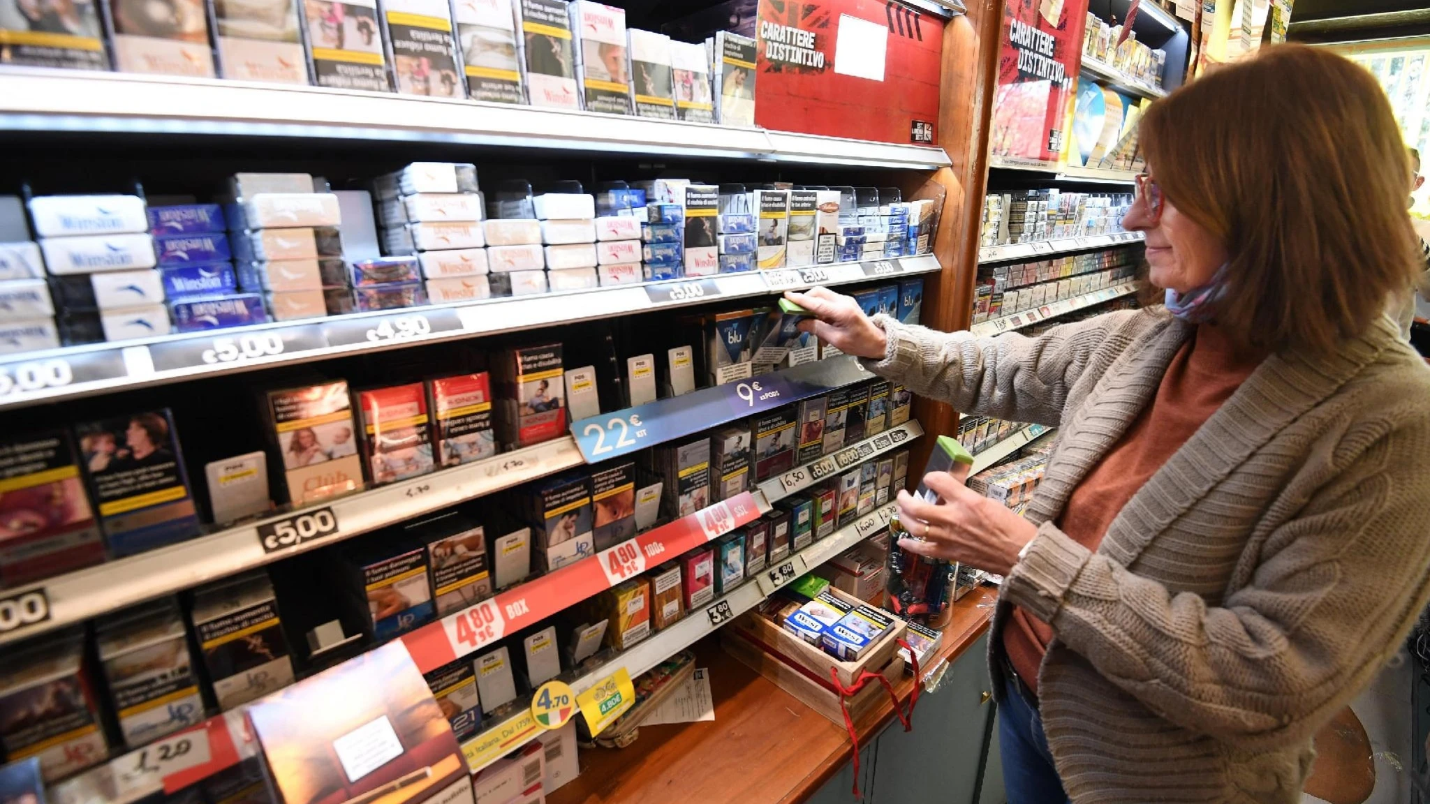 Bruxelles valuta un aumento delle accise sul tabacco: +139% sulle sigarette