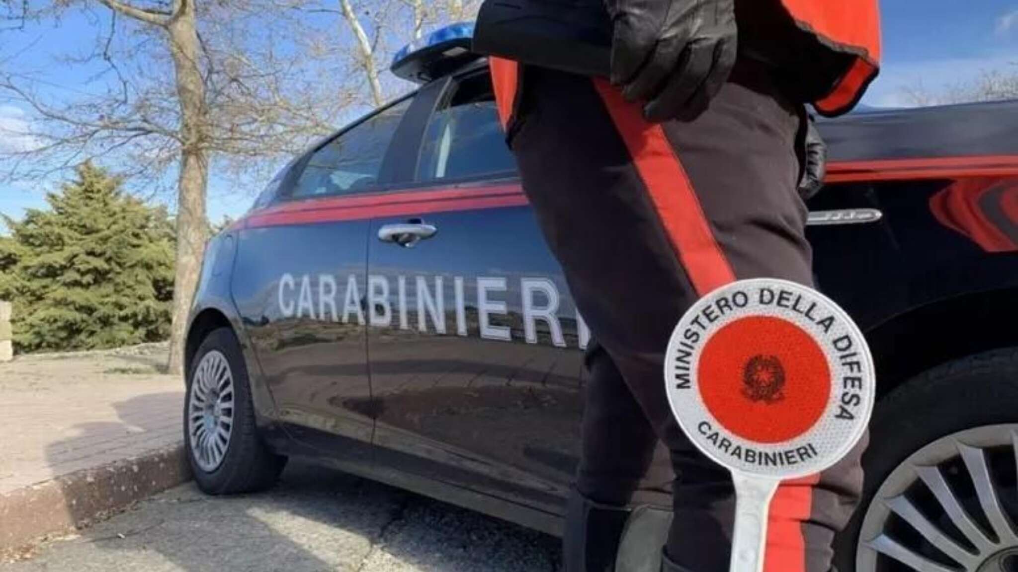 Bergamo: uomo di 58 anni trovato morto in casa con segni di aggressione, si indaga per omicidio