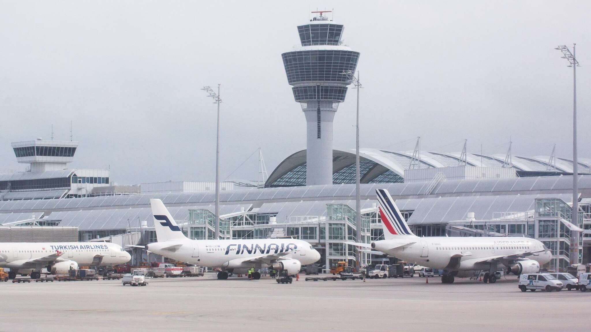 A luglio record europeo nel traffico aereo: superato il milione di voli, è la prima volta dal Covid