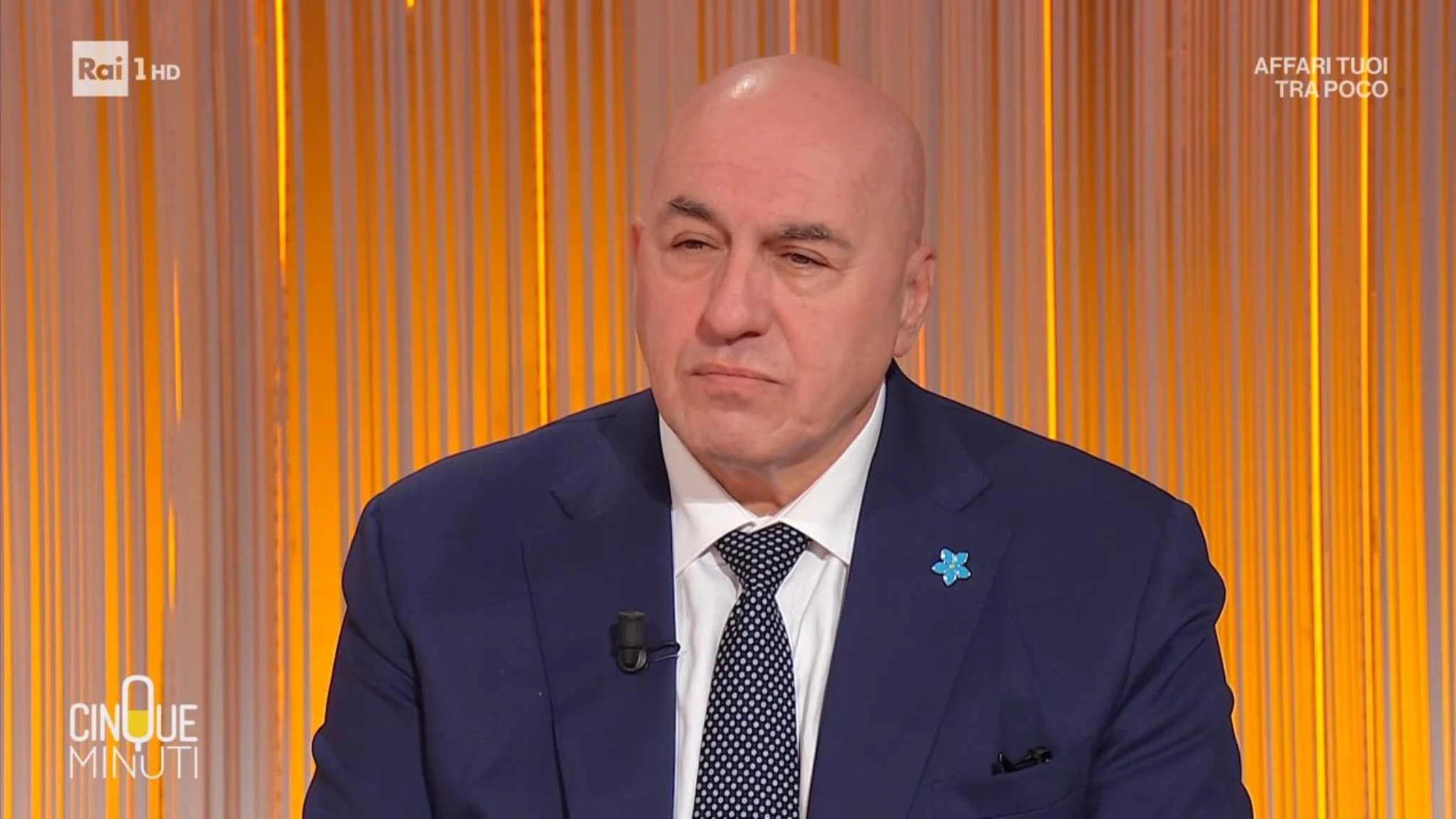 Il ministro Crosetto: 