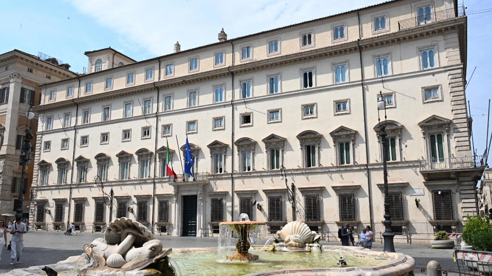 Via libera Cdm a dl attuazione del Patto Ue su migrazione e asilo