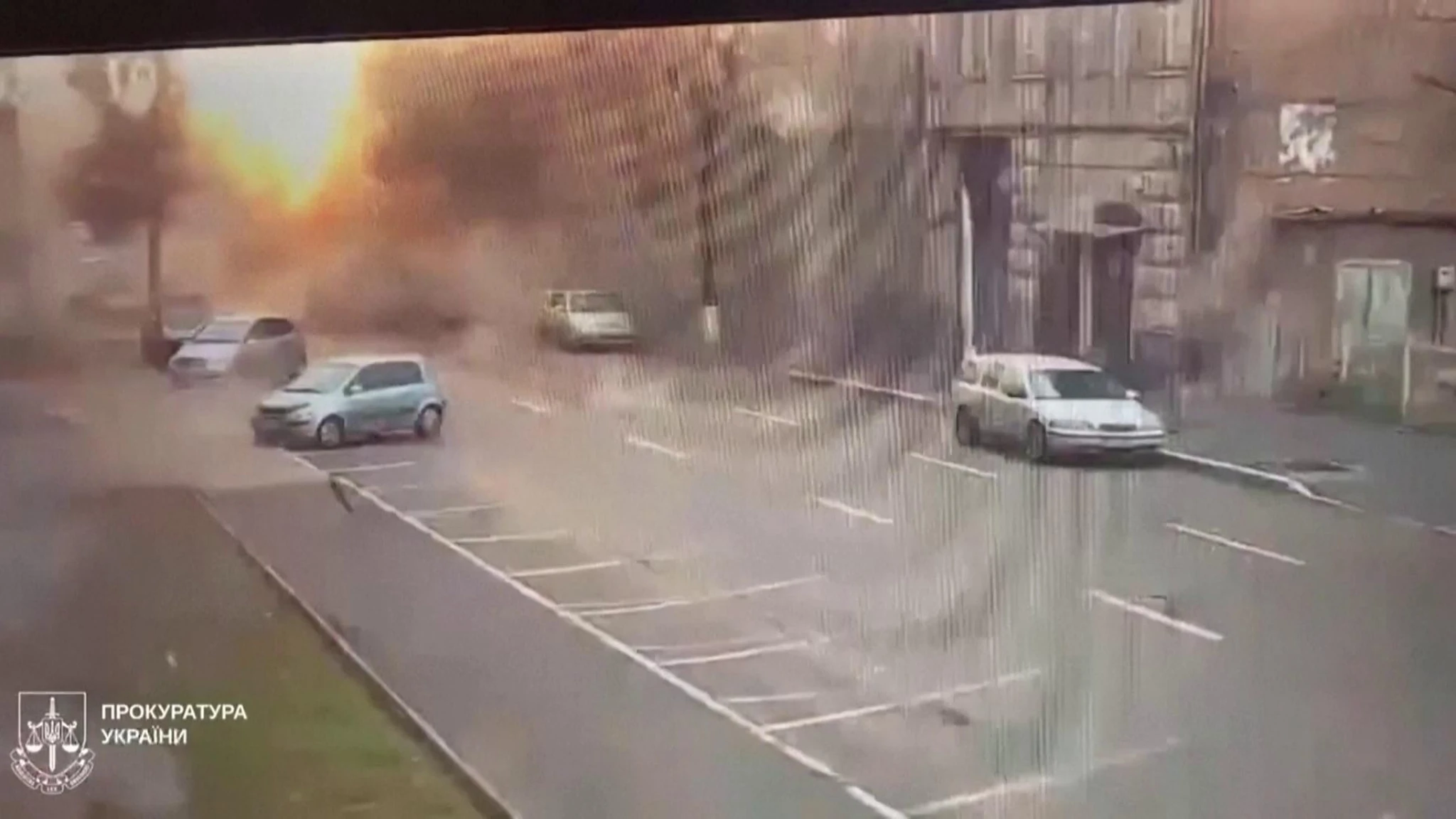 Il video del drone russo sull'asilo: l'esplosione ripresa dalle telecamere di videosorveglianza