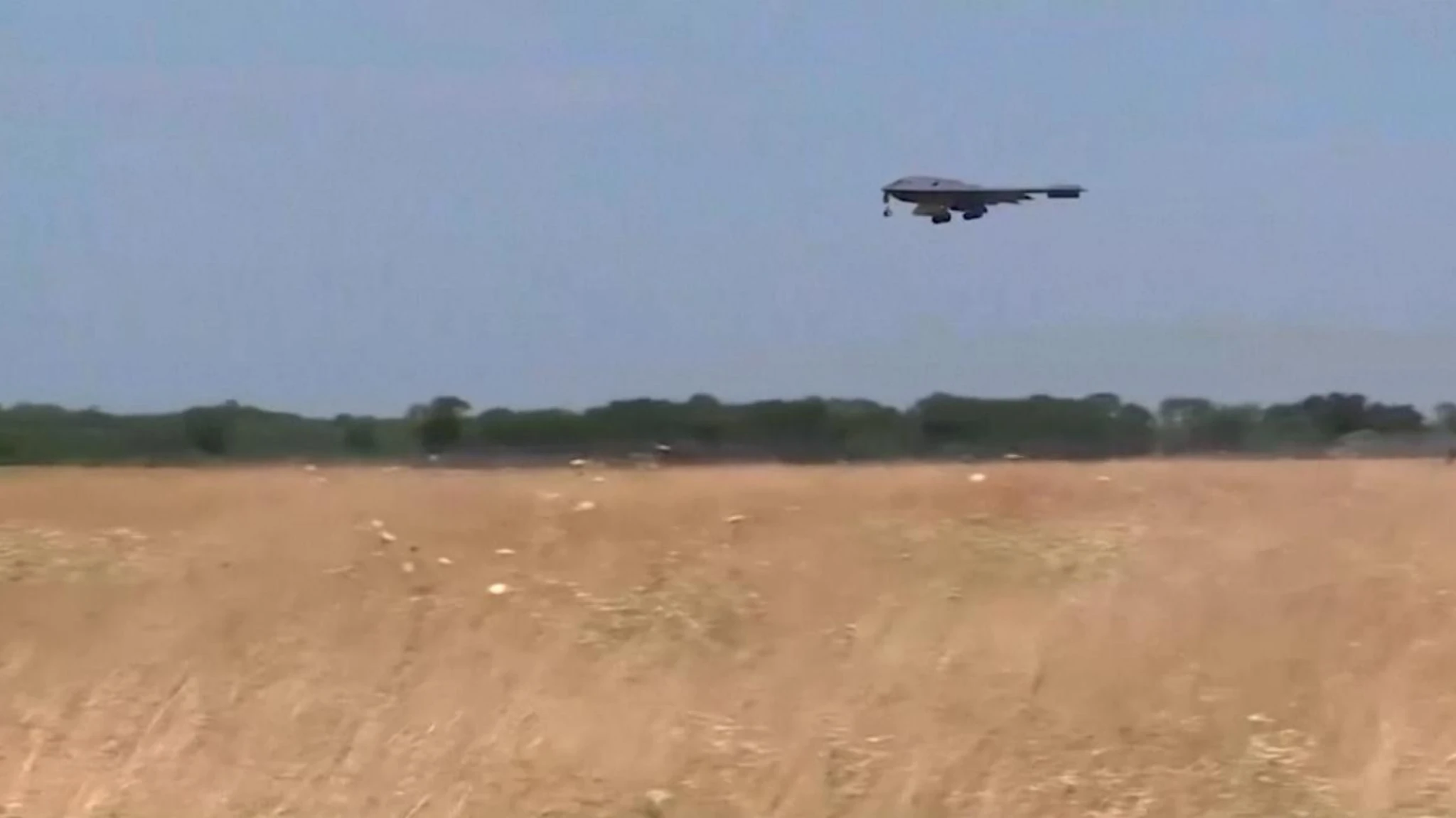 I bombardieri B-2 tornano sul suolo americano dopo aver colpito gli impianti nucleari iraniani