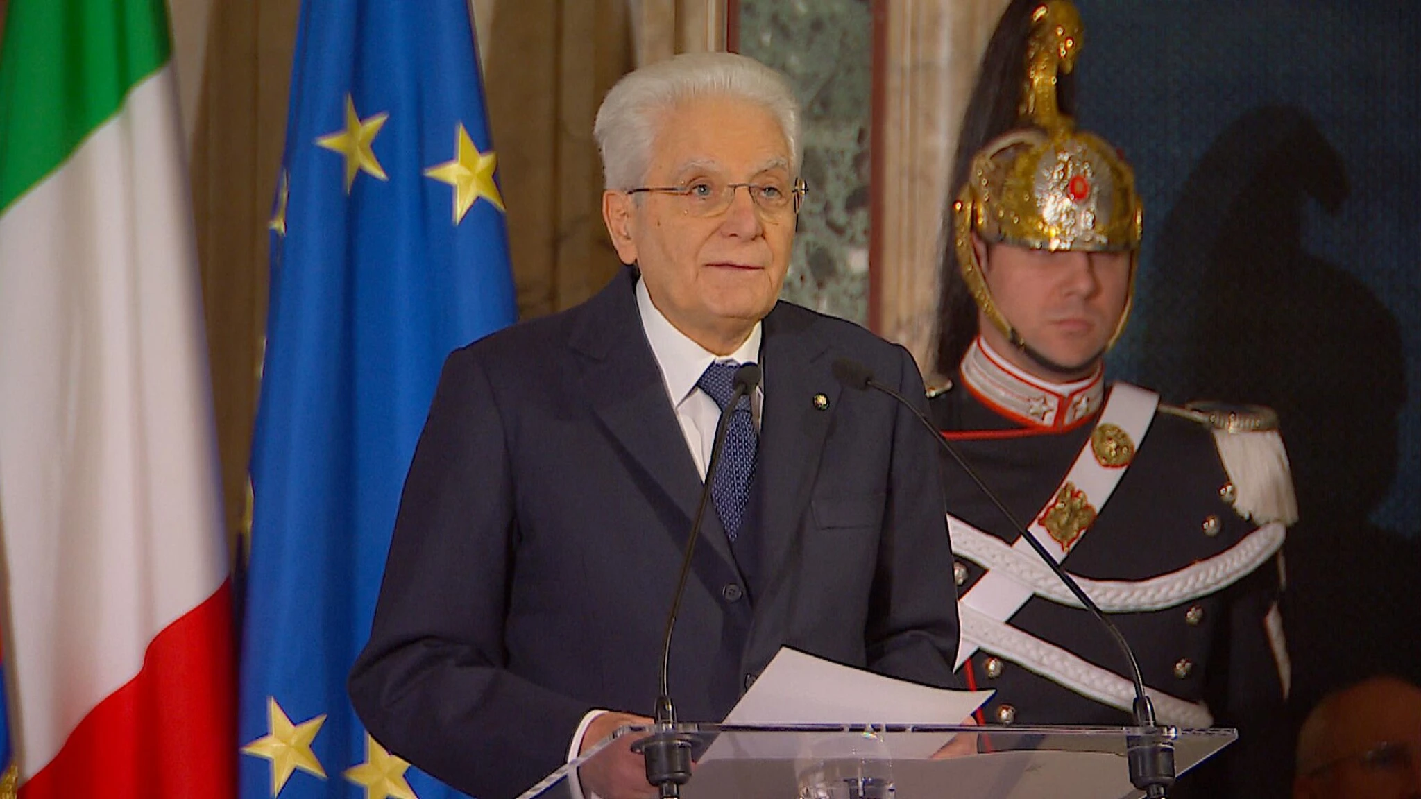 Mattarella e gli auguri al corpo diplomatico: 