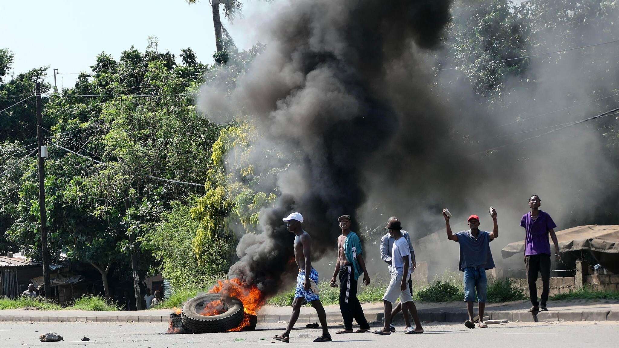 Maputo: si insedia il nuovo presidente Chapo: 7 morti negli scontri e 307 vittime dalle elezioni