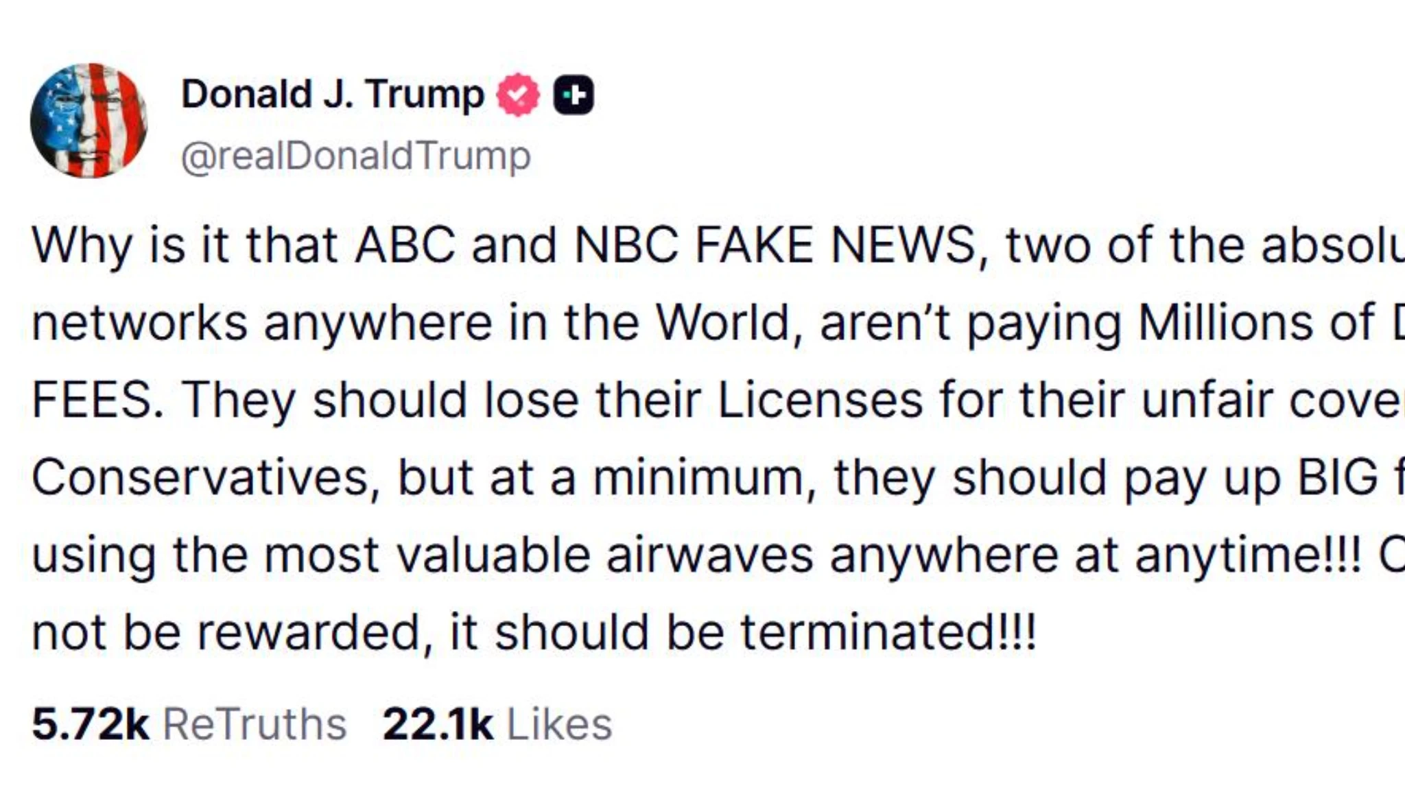 Nel giorno in cui vengono uccisi giornalisti a Gaza, Trump attacca: 