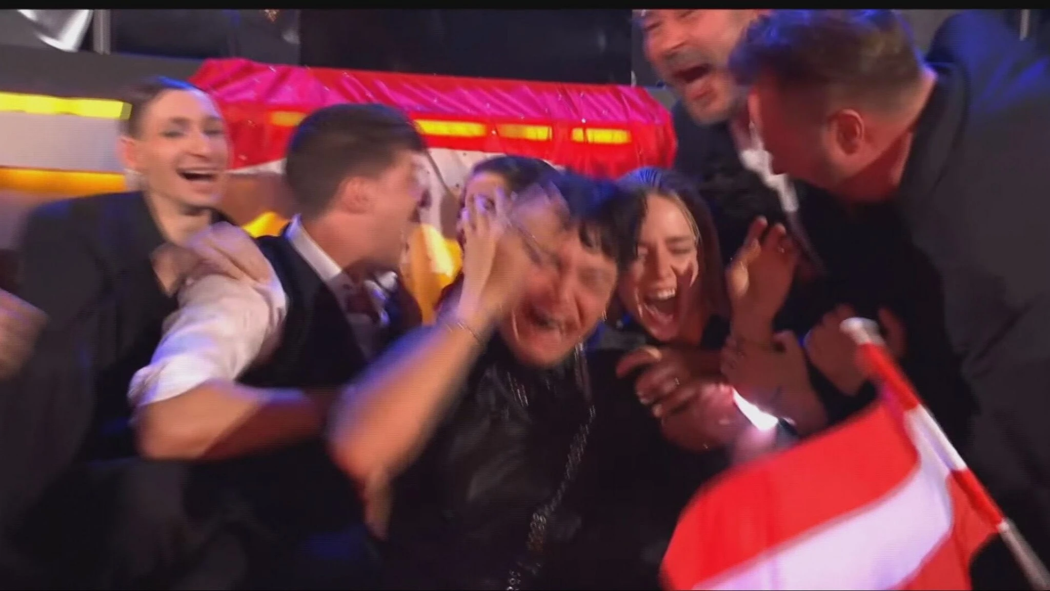 L'Austria vince l'Eurovision Song Contest, Corsi quinto, secondo Israele tra le contestazioni