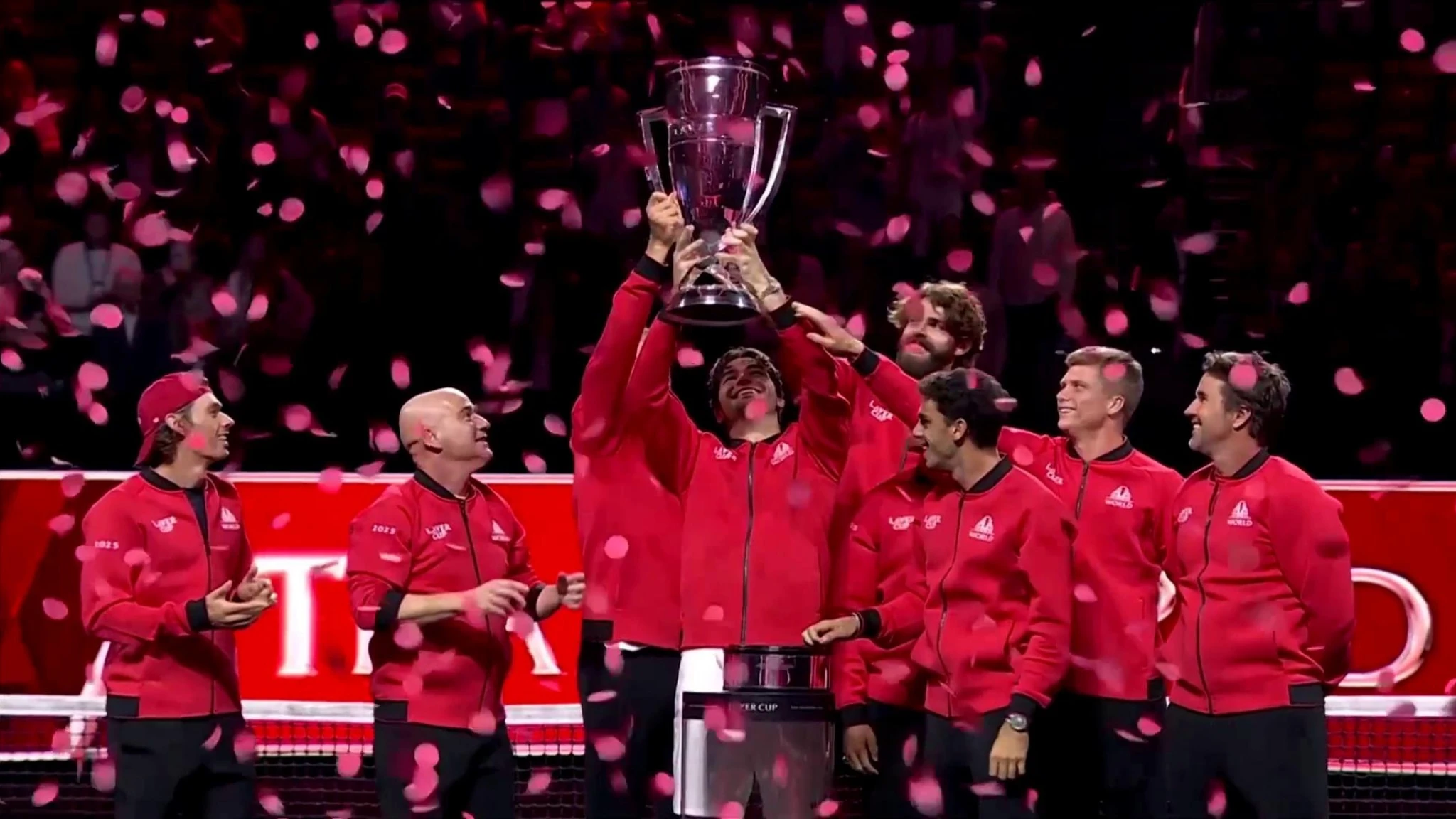 Laver Cup. Il team World vince di nuovo: Fritz batte Zverev e conquista la coppa con la sua squadra