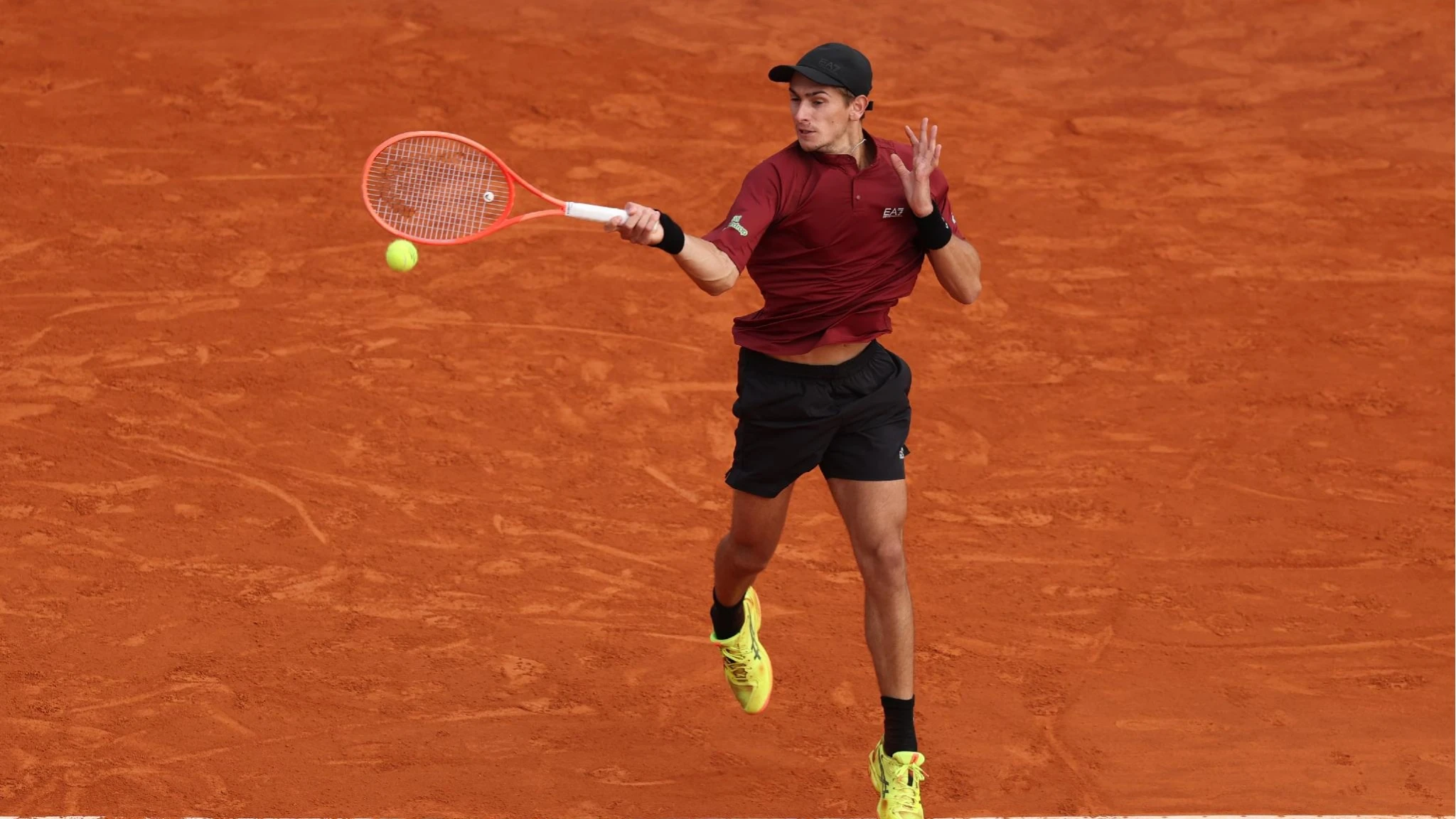 Tennis. Atp Madrid Open 2025: dopo Musetti e Sonego,  ora Arnaldi vince il primo set su Djokovic