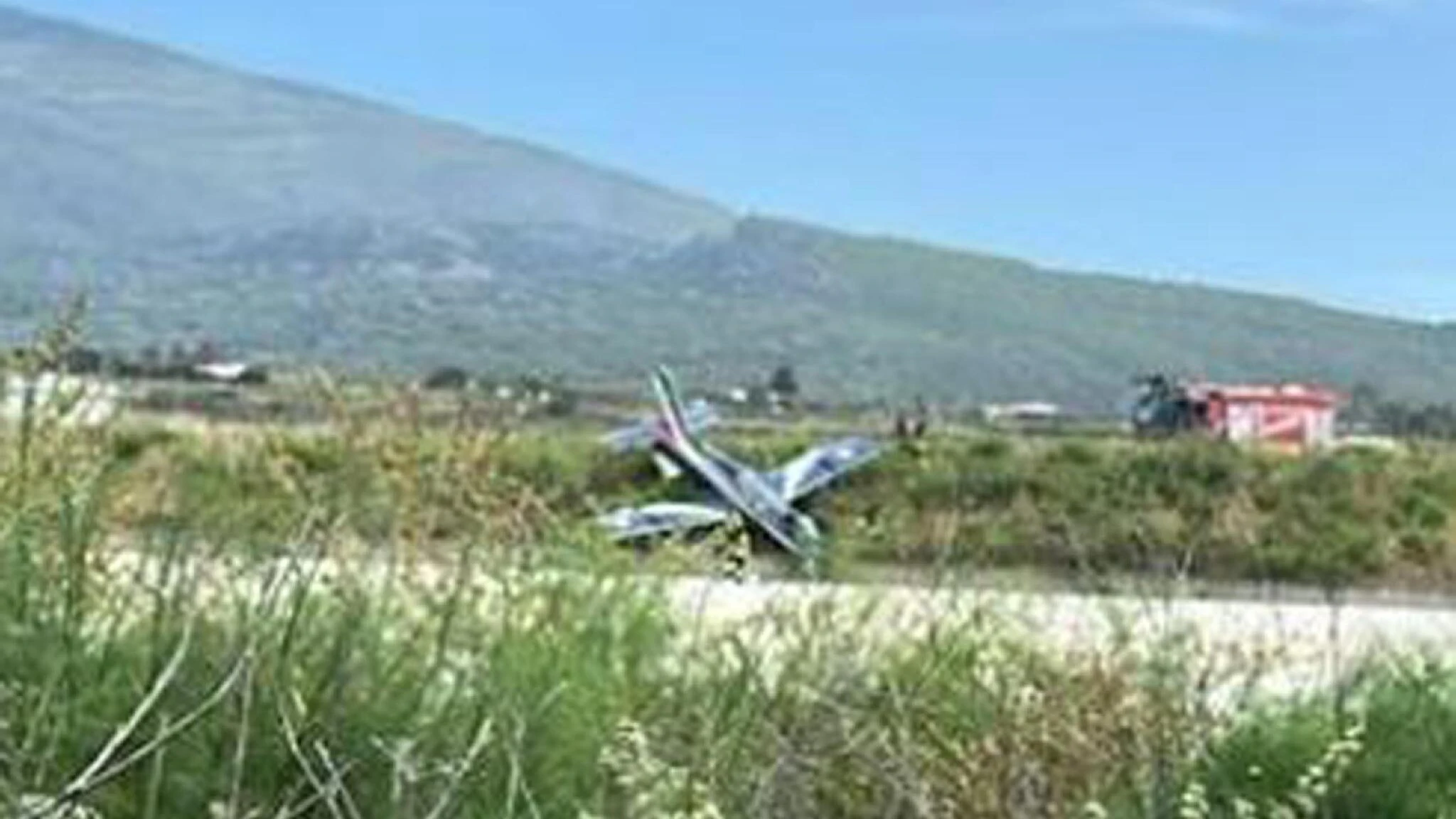 Pantelleria, scontro tra tre aerei delle Frecce Tricolori: ferito un pilota