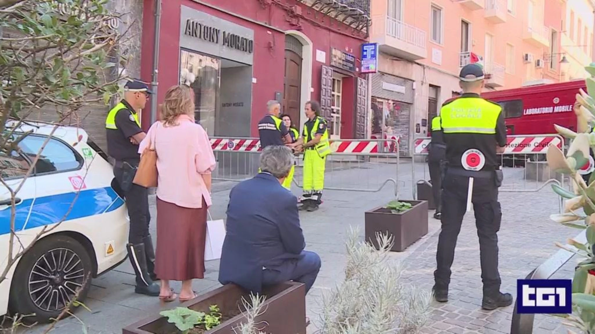 Ebola, caso sospetto a  Cagliari: scatta il protocollo di sicurezza