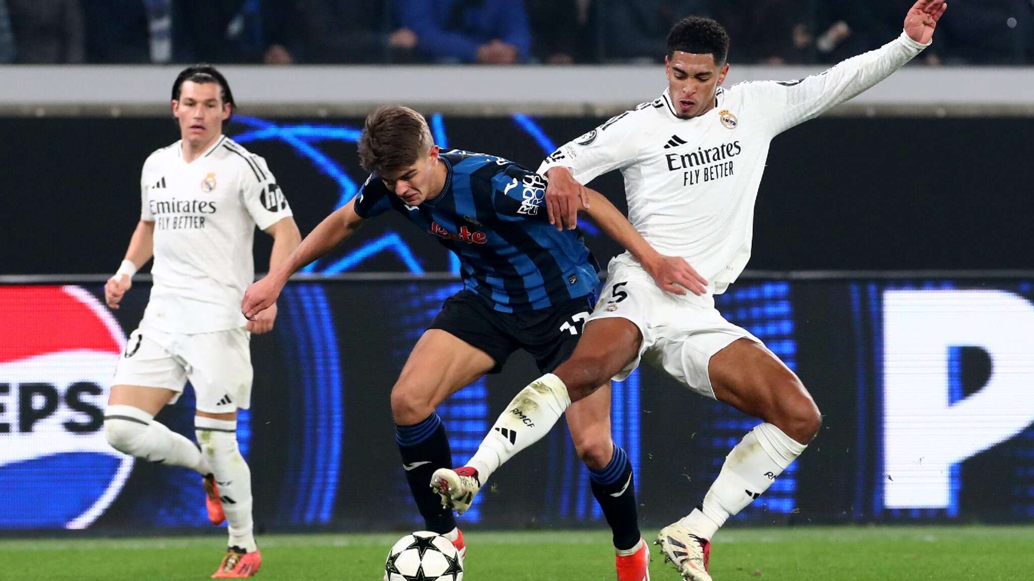 Atalanta-Real il grande spettacolo: 2-3, Golia batte Davide ma la Dea lotta su ogni pallone