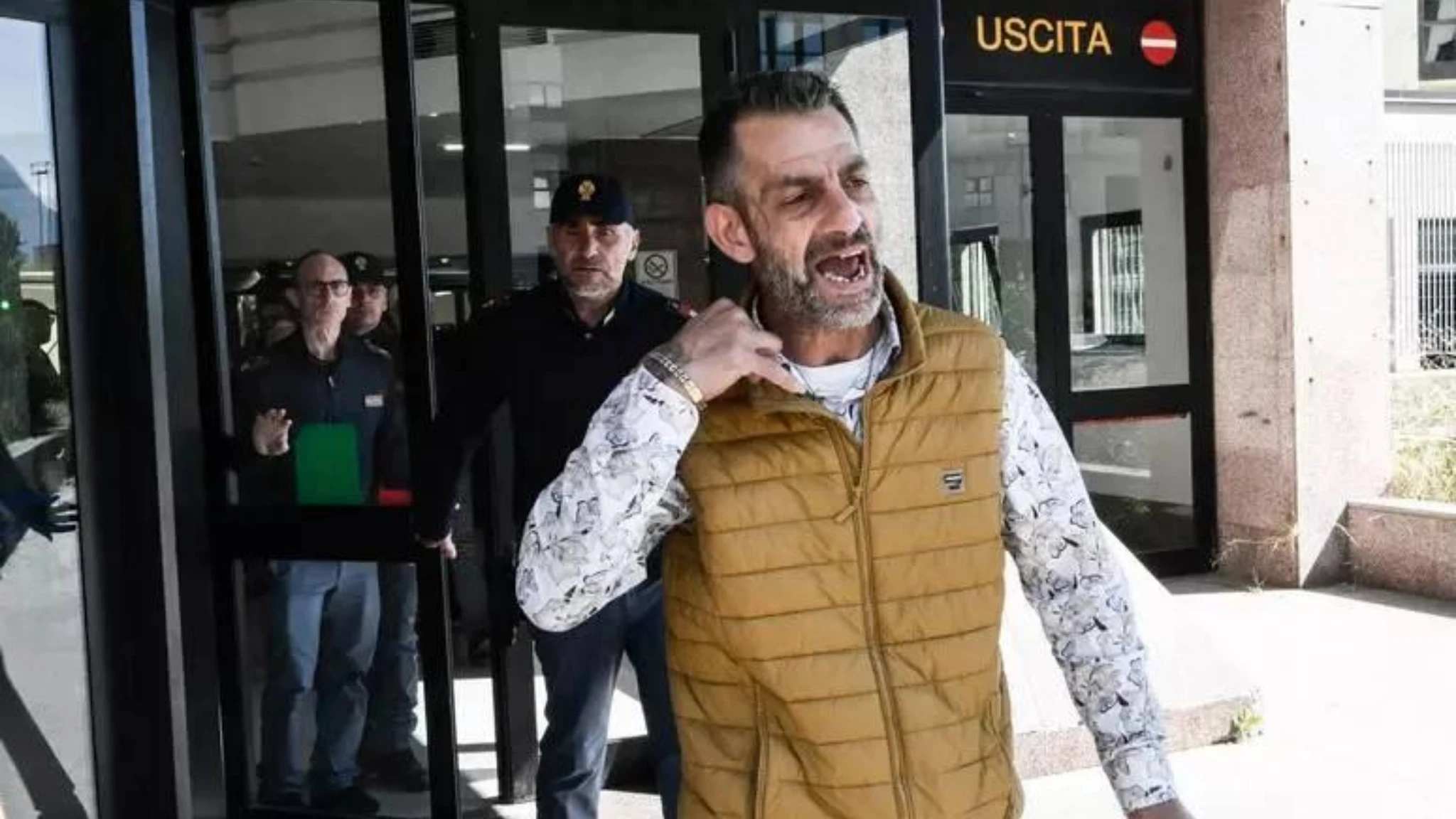 Omicidio di Martina Carbonaro, tensioni in aula: l'imputato si collegherà in videoconferenza