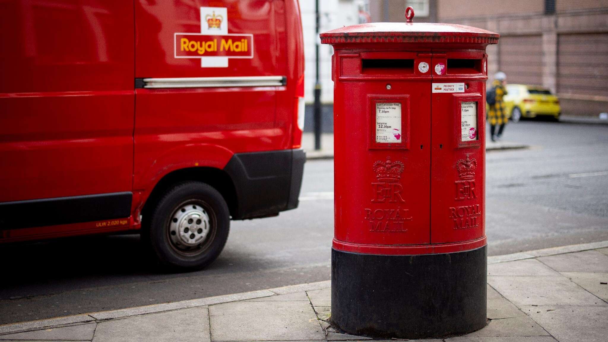 La Royal Mail sarà venduta a un privato, via libera dal governo britannico