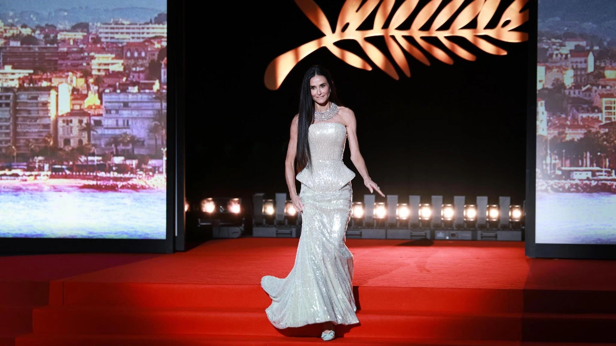 Cannes, tutto pronto per la cerimonia di premiazione. I favoriti per la Palma d'Oro