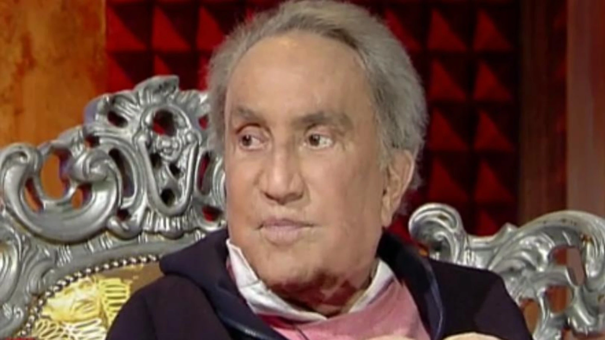 Quella volta che Emilio Fede fu ospite di Lucci a 