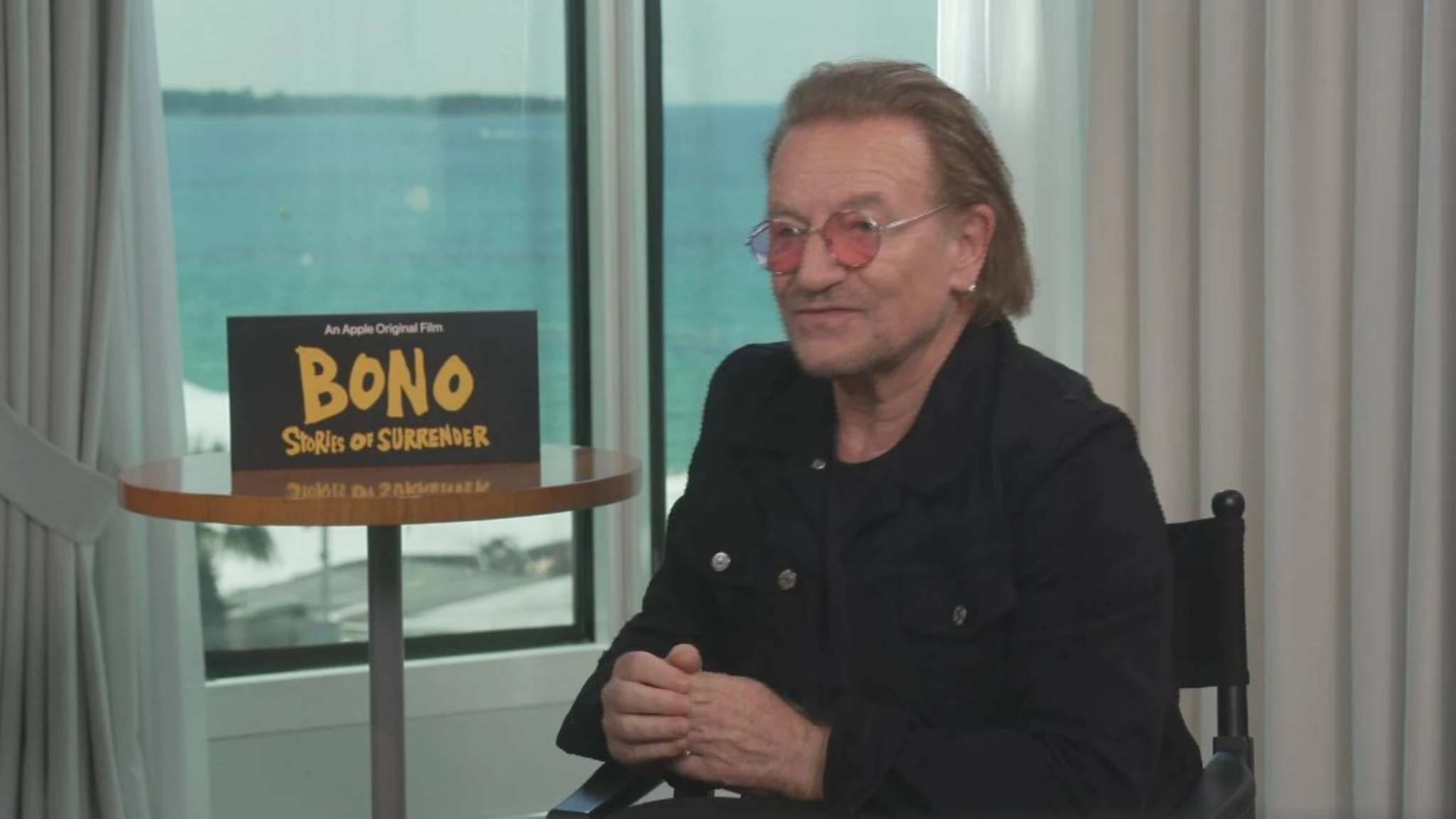 Bono al festival di Cannes: le emozioni, l'amicizia con Pavarotti, il sogno della pace