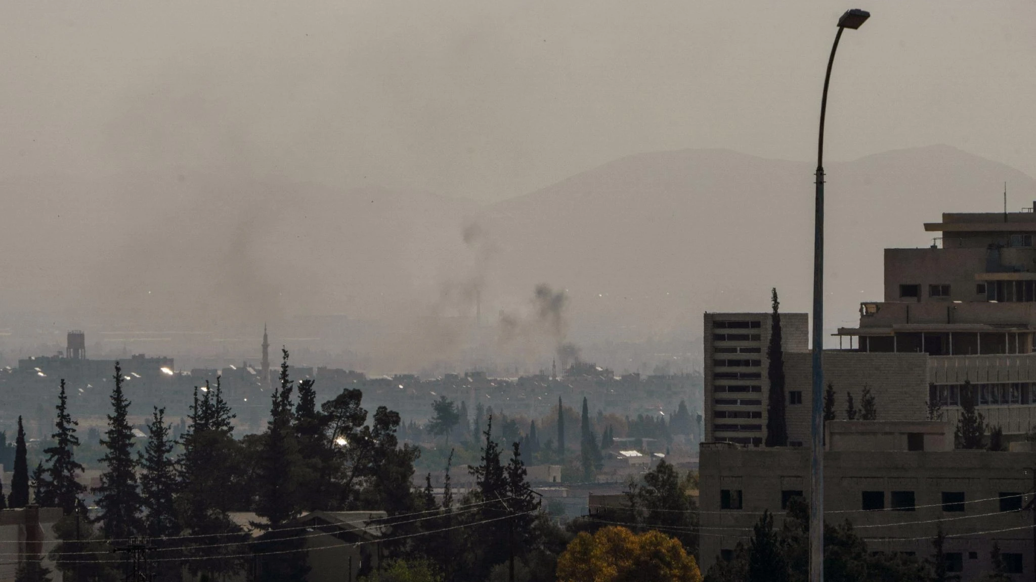 Nuovi attacchi israeliani in Siria. Ancora un missile Houthi contro Israele, intercettato