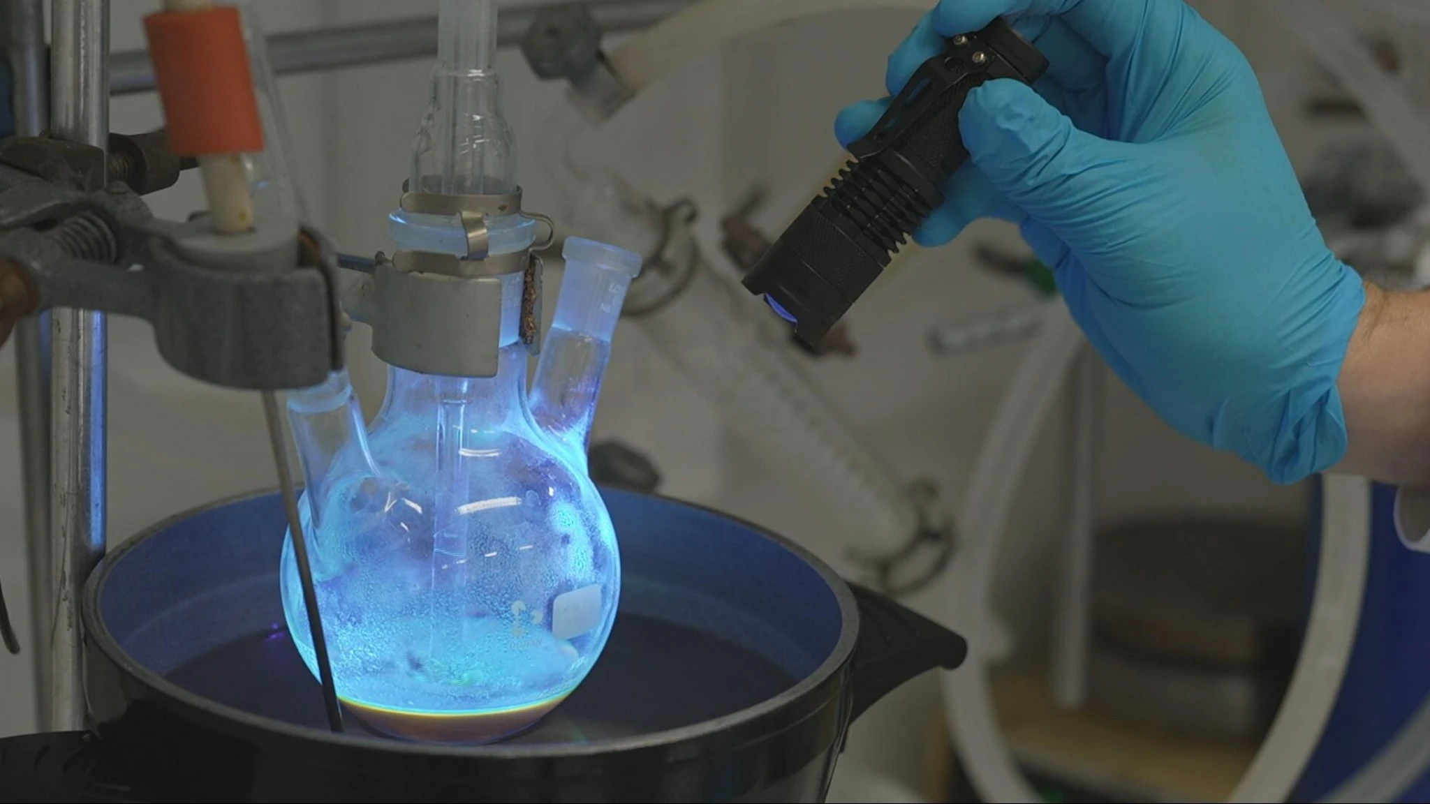 Futuro24. Nanotecnologie per nuovi materiali multiuso