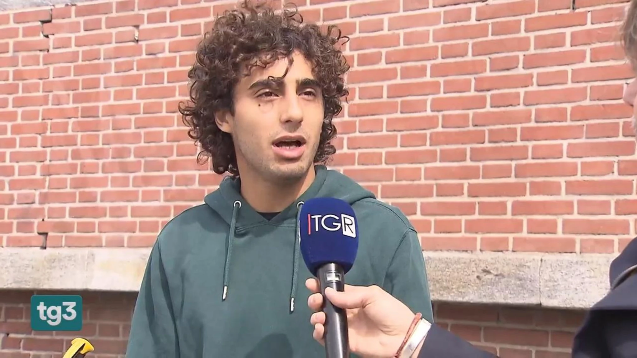 Davide Cavallo abbraccia gli aggressori: “Non la do vinta a quello che hanno fatto quella sera