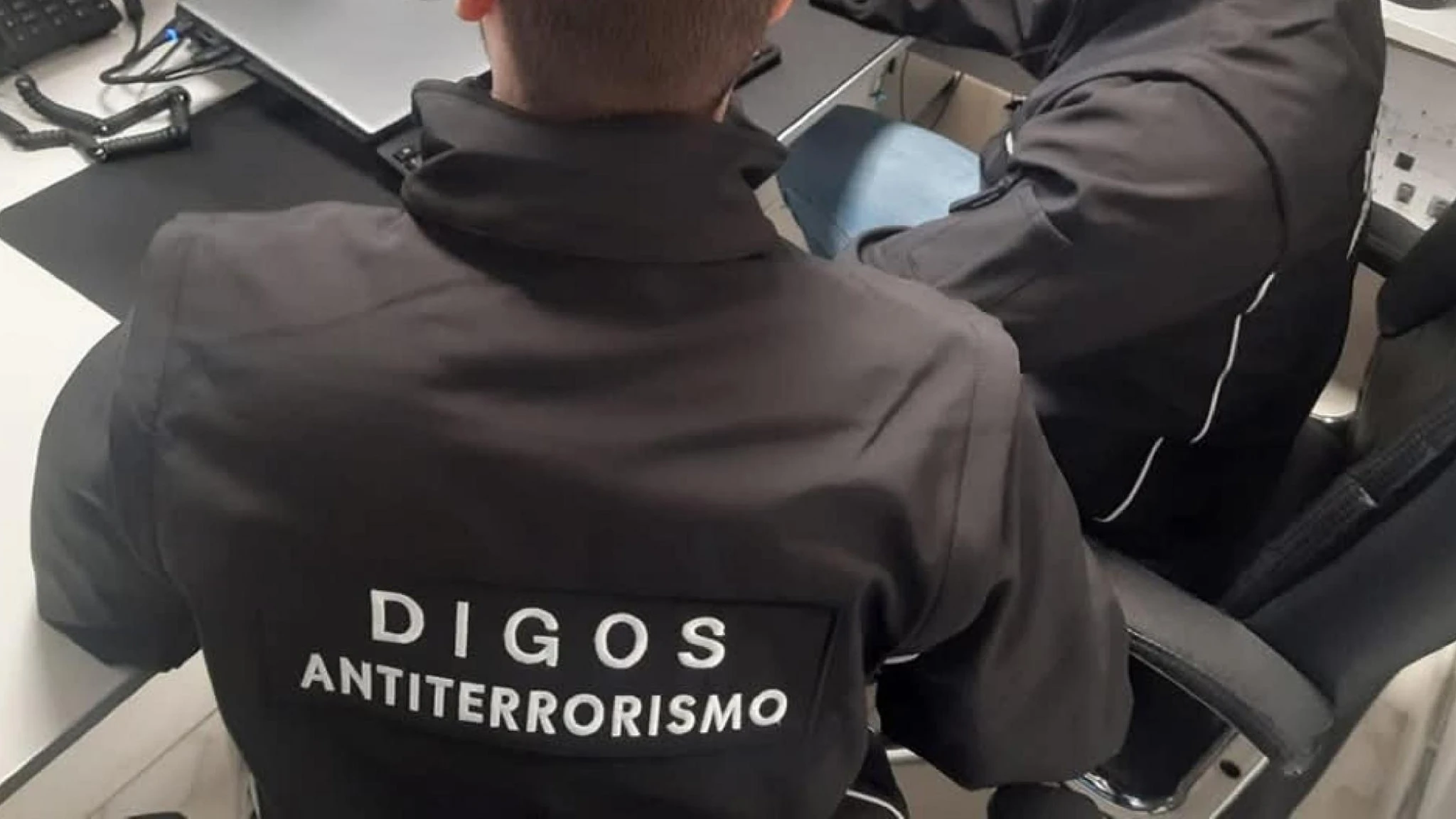 Fermato per terrorismo, 