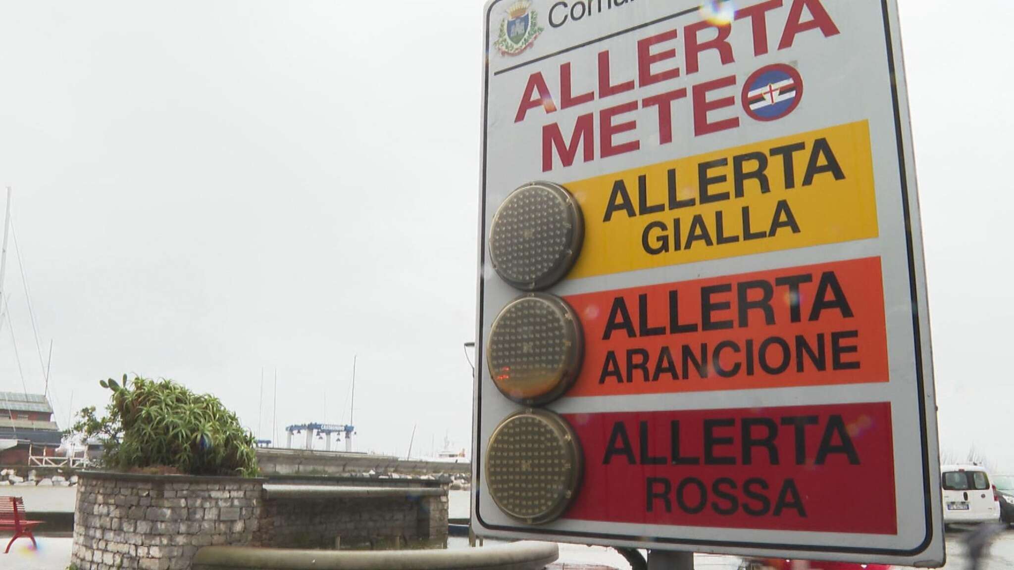 Allerta arancione, attese forti precipitazioni dalla tarda mattinata di oggi