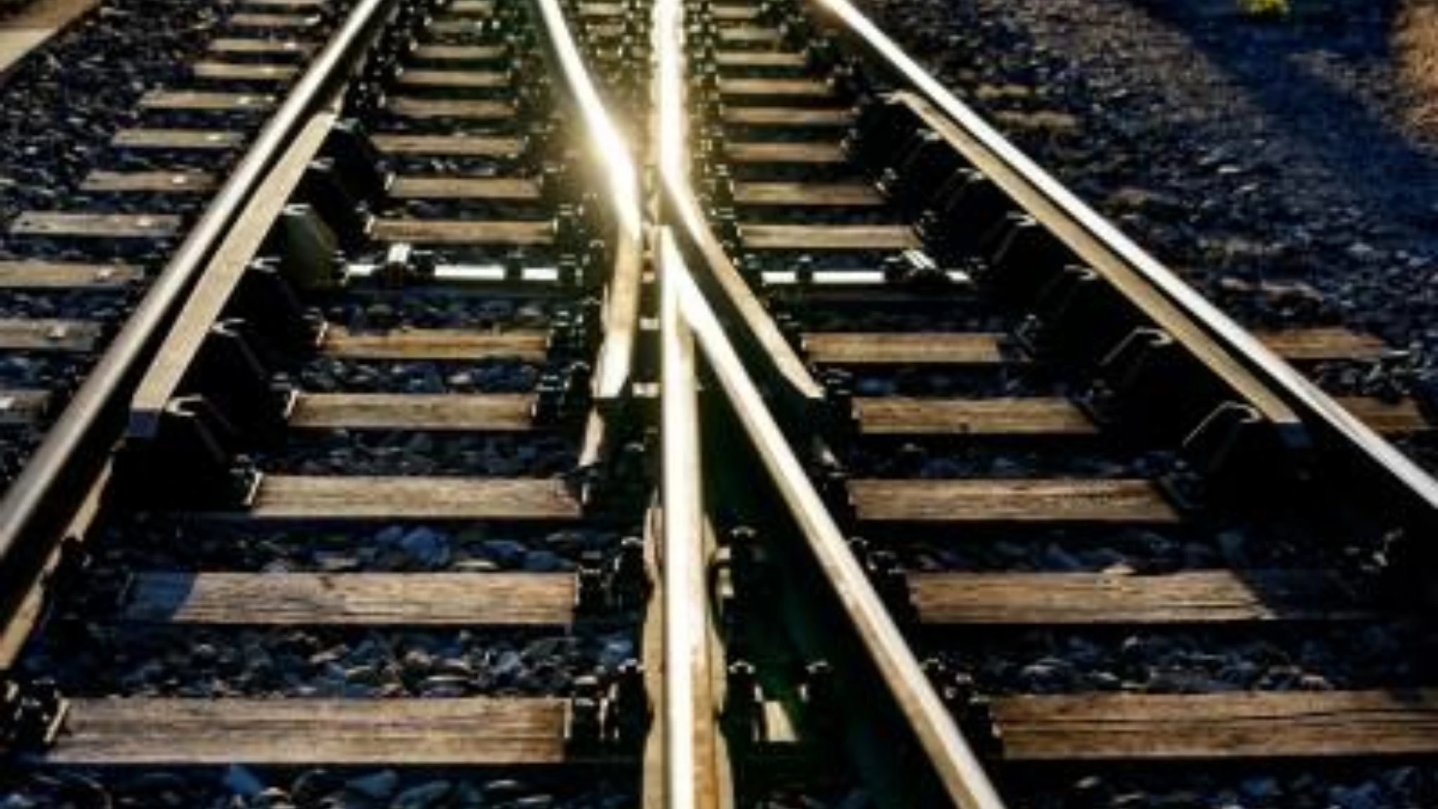 Macerata: operaio muore per un malore mentre lavora sulla ferrovia