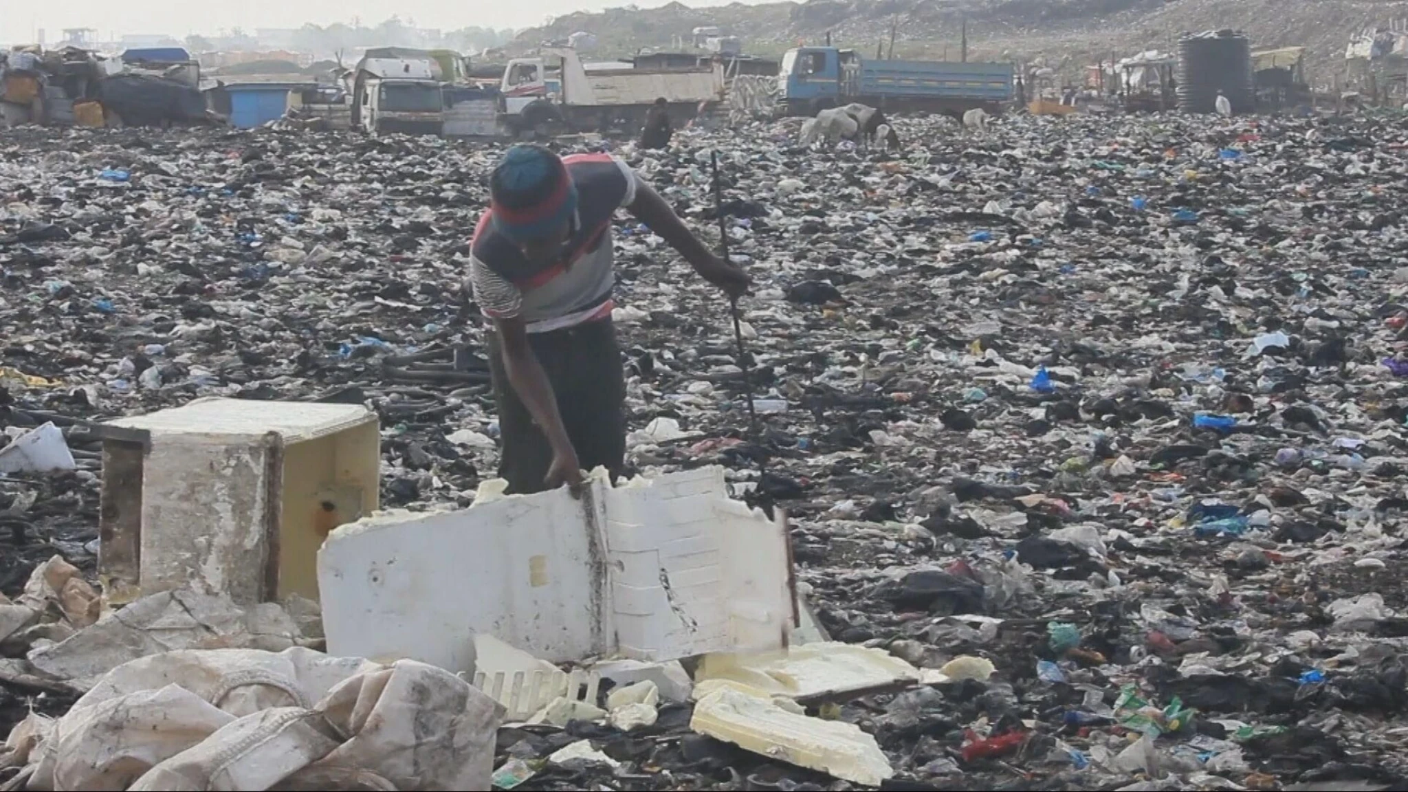 Ghana, la discarica del consumismo occidentale