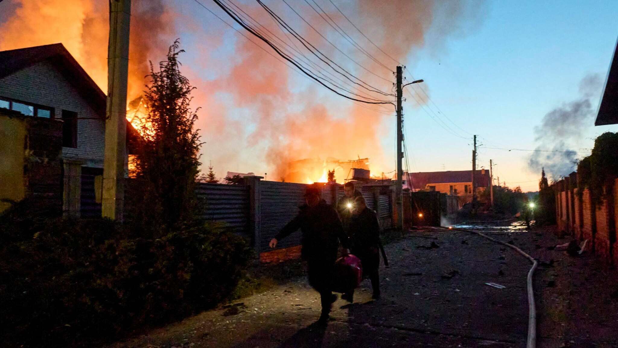 Centinaia di evacuati da regione Kharkiv dopo offensiva. Pentagono: 