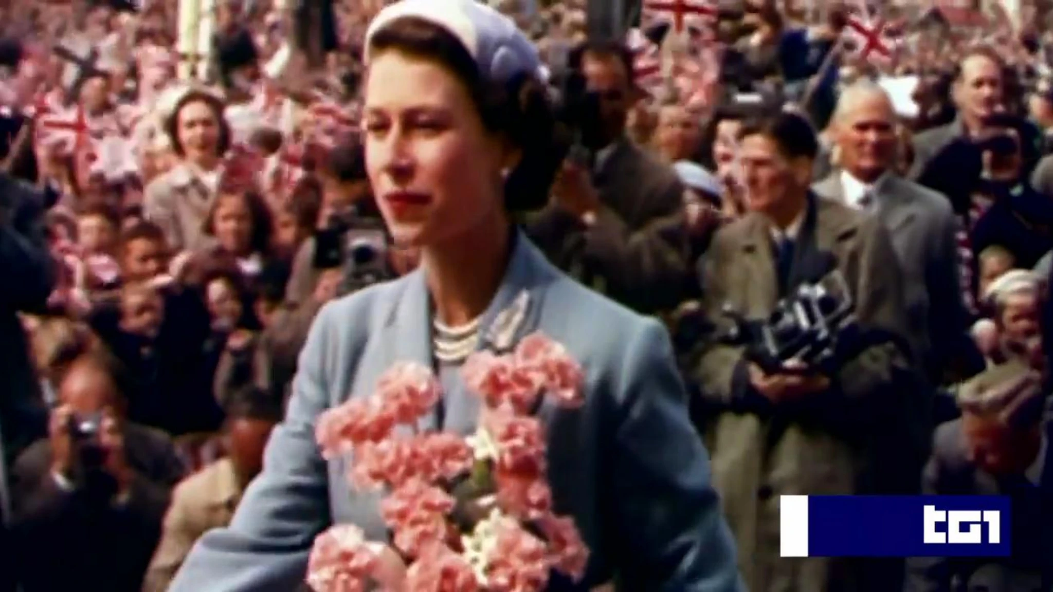A cento anni dalla nascita Elisabetta II resta la regina più amata dai sudditi