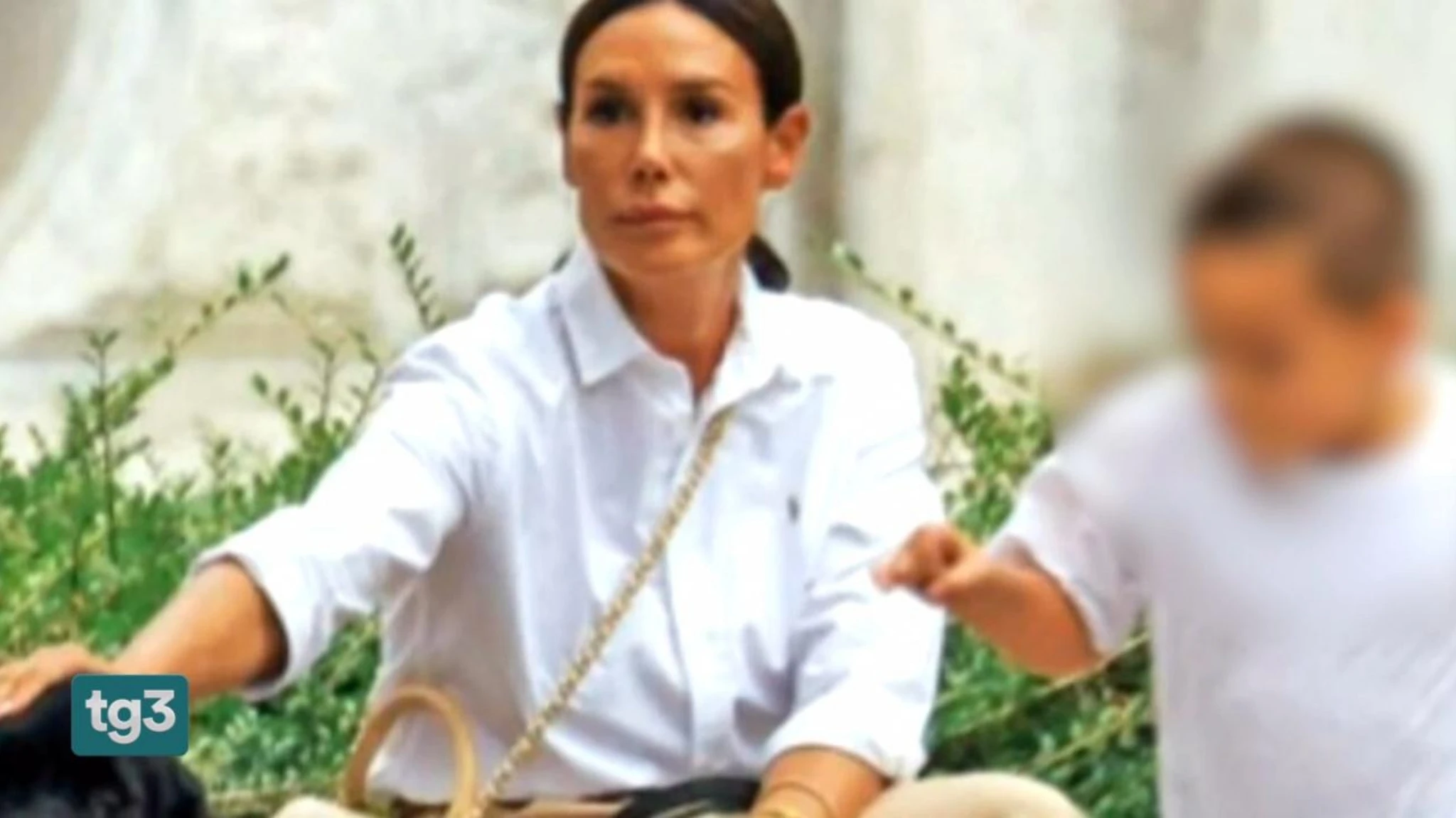 Grazia a Nicole Minetti: la procura conferma il parere positivo e i legali chiedono i danni