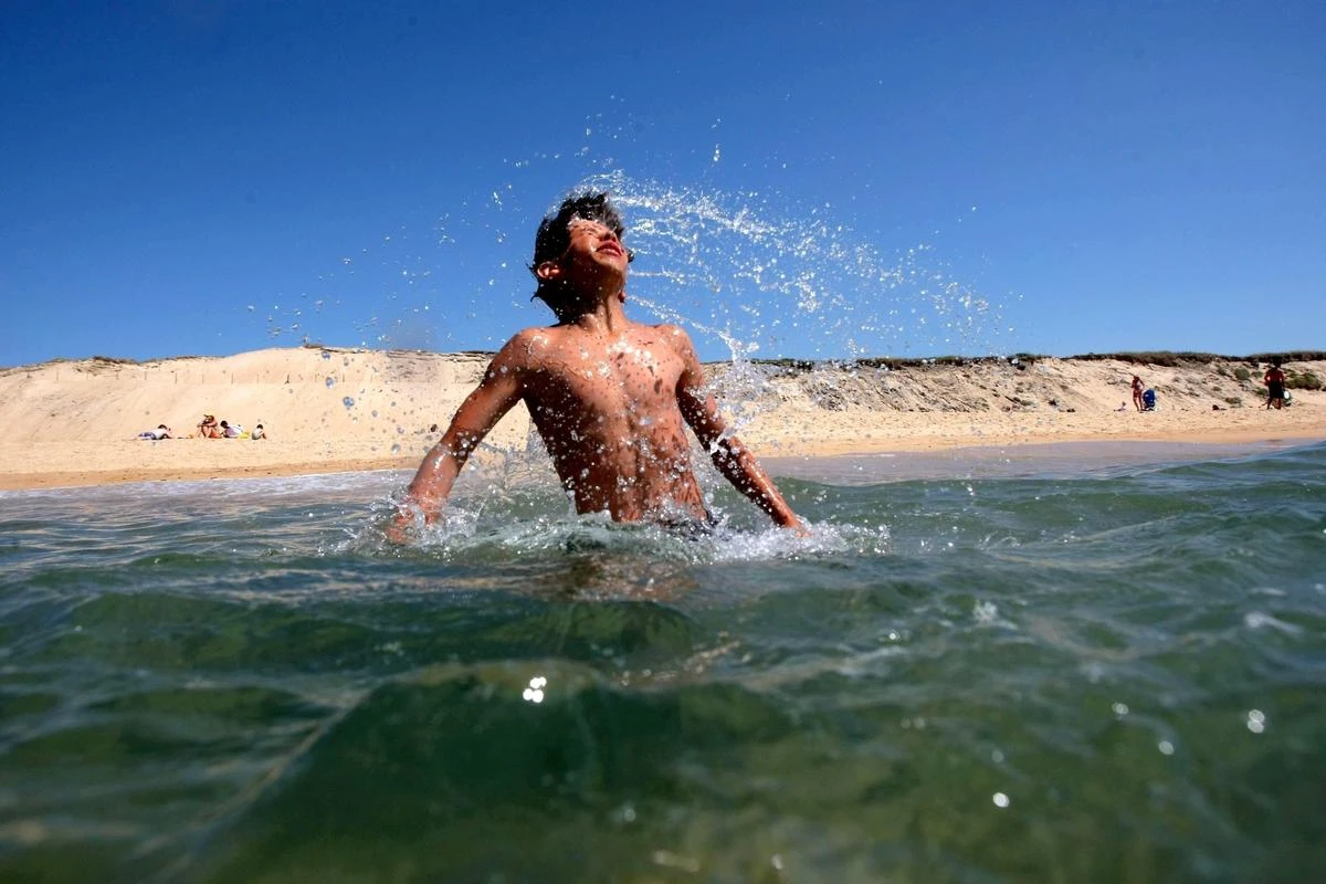 Incollables du Sud-Ouest : pourquoi faut-il se méfier quand on rentre dans l’eau ?