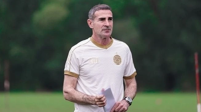 Riko Simanjuntak: Angelo Alessio Pelatih yang Asyik dan Welcome ke Pemain Persija