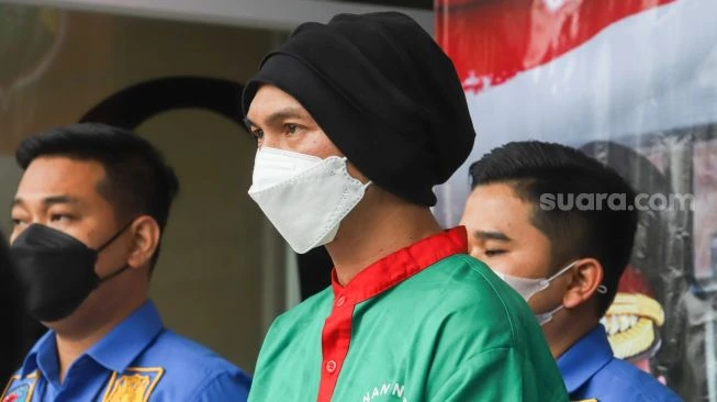 Menyesal Pakai Ganja, Anji Minta Maaf dan Doa