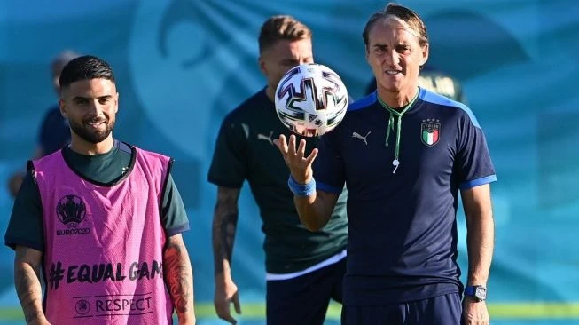 Bawa Italia Tak Terkalahkan dalam 30 Laga, Roberto Mancini Samai Rekor Vittorio Pozzo