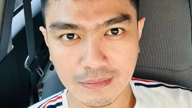 Lama Tak Terdengar Kabarnya, Intip 7 Potret Terbaru Micky AFI