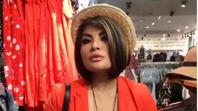 Profil Nania Idol, Pindah ke Kristen Usai Baca Alkitab dan Salat Tahajud