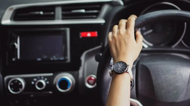 Simak, Keuntungan dan Kerugian Pasang Peredam Suara untuk Kabin Mobil