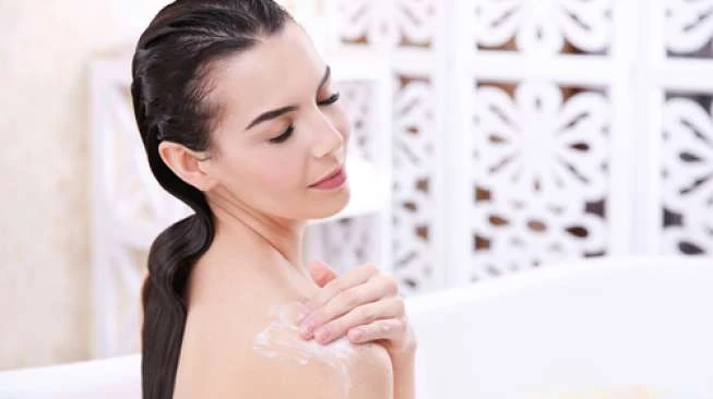 Catat Yuk! Ini Tips Beli Skincare yang Aman dan Mudah Secara Online