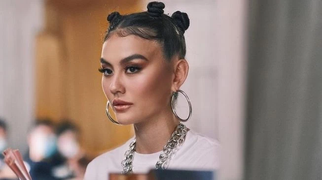 Agnez Mo Bangun Klinik Vaksinasi Covid-19 Gratis, Warganet: Sultan Lain Siapin Skenario