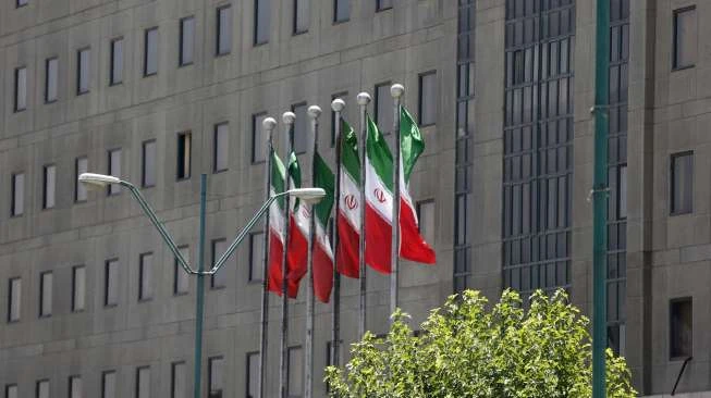 Kandidat Presiden Garis Keras Iran Menang Telak, Pesaing Langsung Ucapkan Selamat
