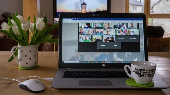 Seorang Politisi Kanada Terekam Kencing saat Rapat Online, Ini Kedua Kalinya
