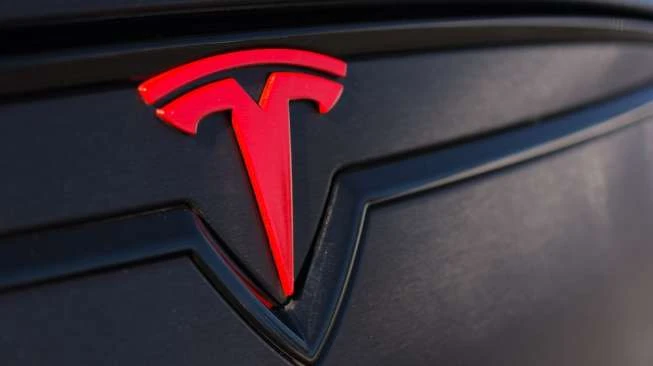 Tesla Umumkan Recall, Kali Ini Masalah Rem dan Sabuk Pengaman